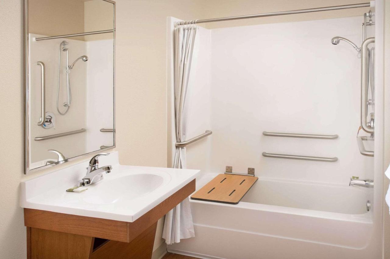 Woodspring Suites Richmond West I-64 Dumbarton Екстер'єр фото